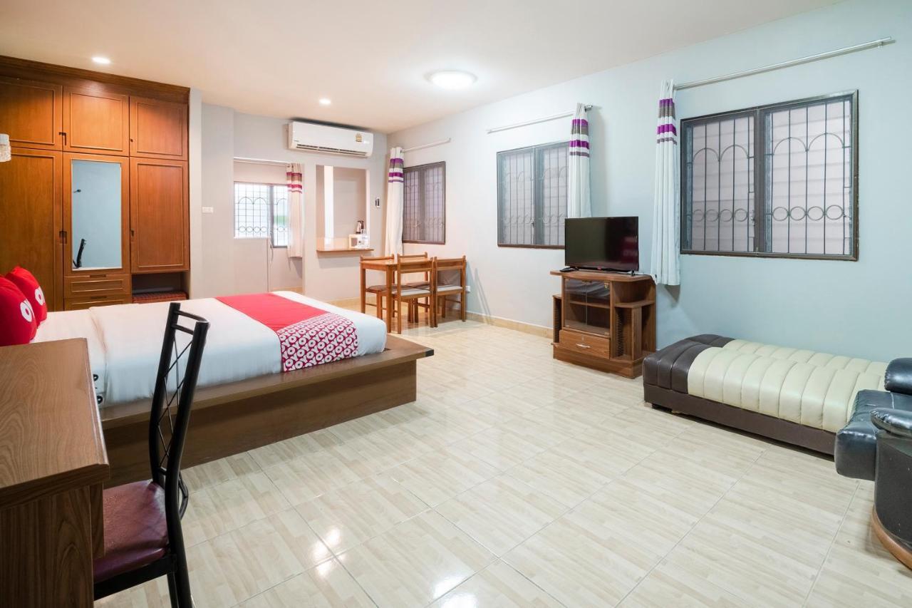 Oyo 663 Green Beach Room Pattaya Dış mekan fotoğraf