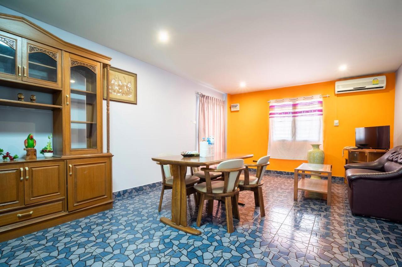 Oyo 663 Green Beach Room Pattaya Dış mekan fotoğraf
