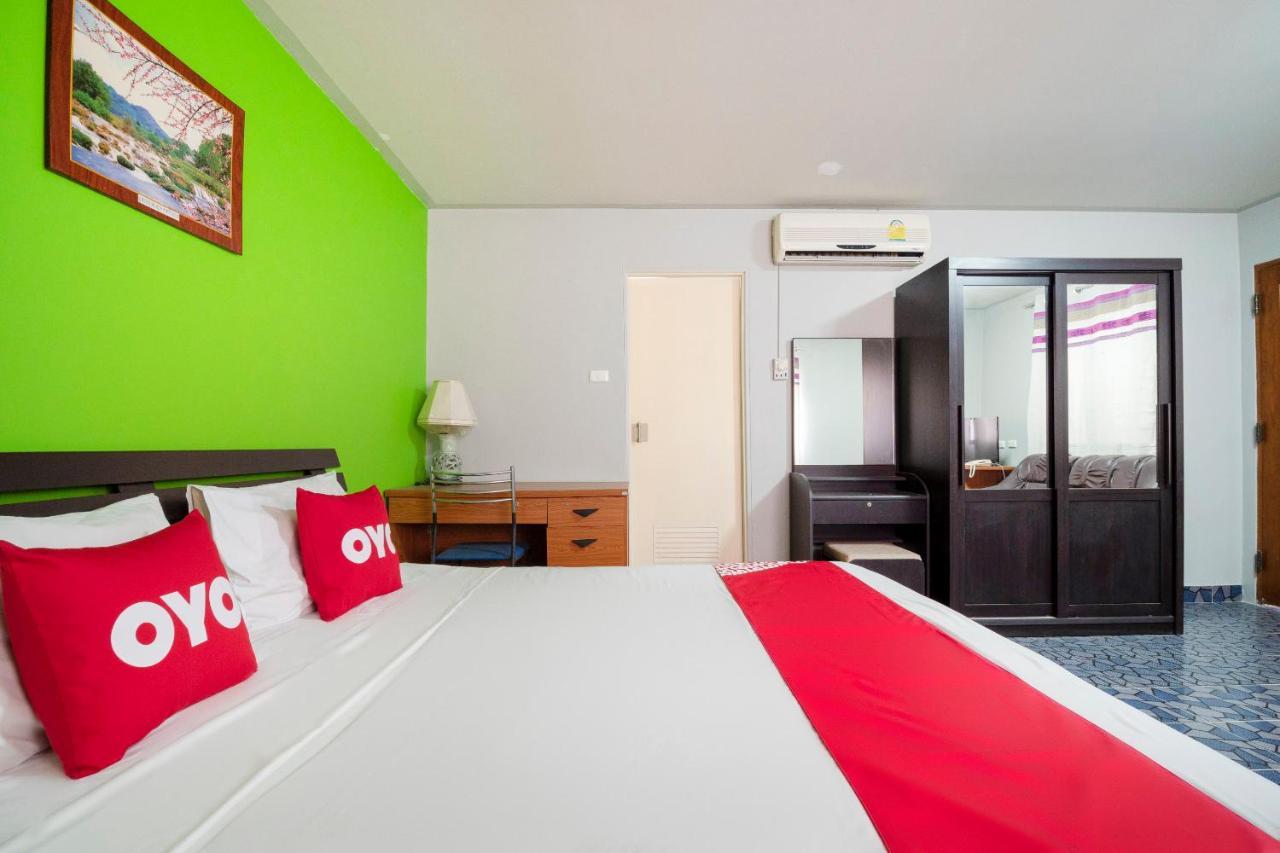 Oyo 663 Green Beach Room Pattaya Dış mekan fotoğraf