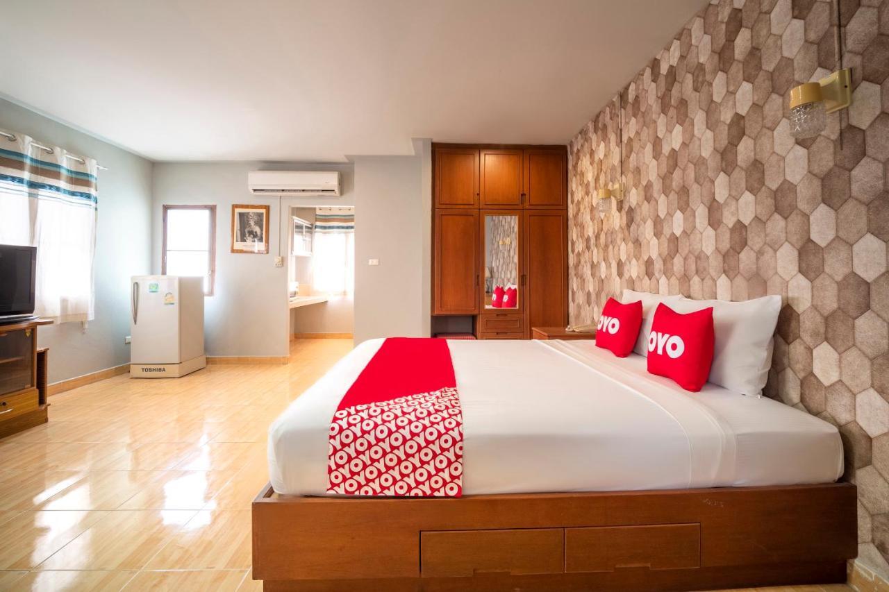 Oyo 663 Green Beach Room Pattaya Dış mekan fotoğraf