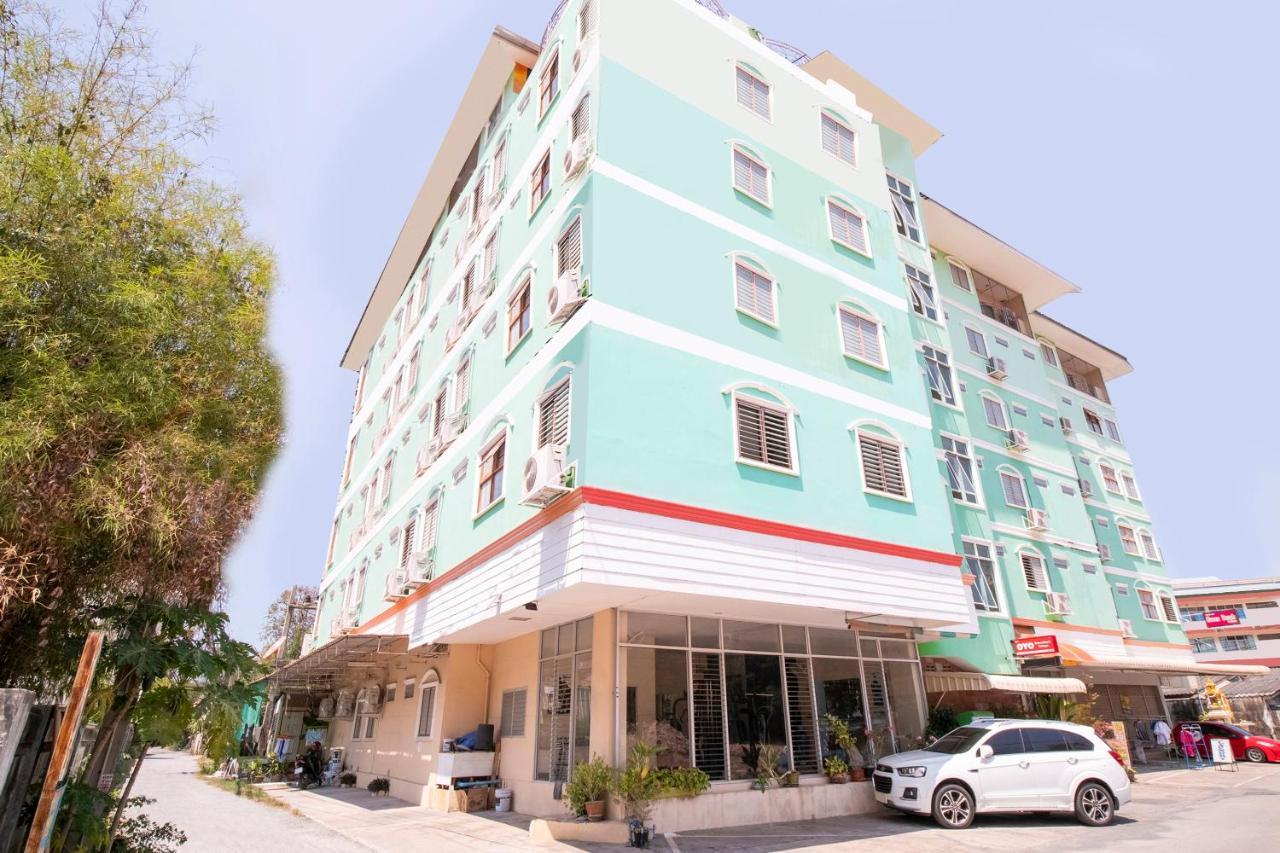 Oyo 663 Green Beach Room Pattaya Dış mekan fotoğraf