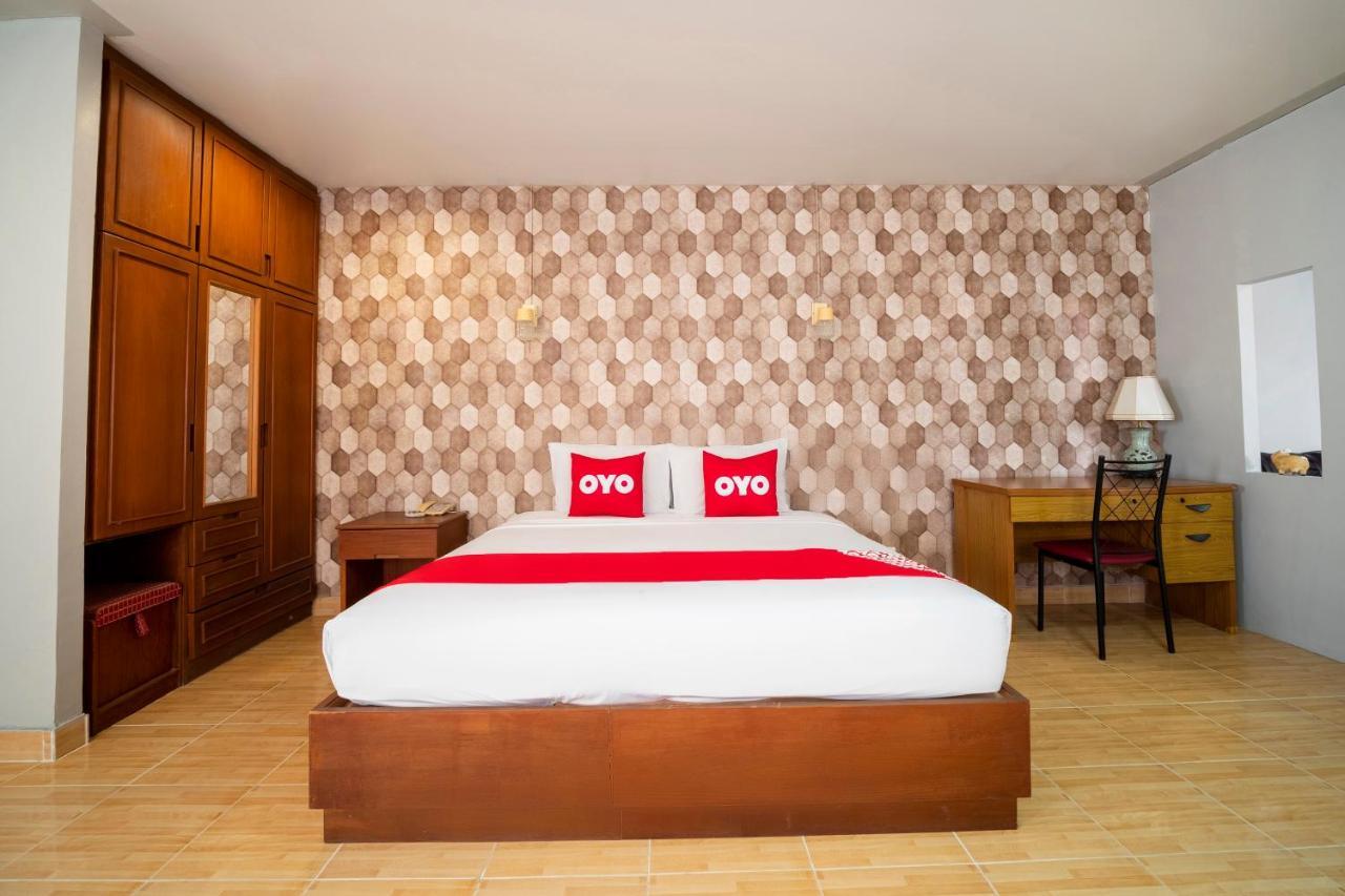 Oyo 663 Green Beach Room Pattaya Dış mekan fotoğraf
