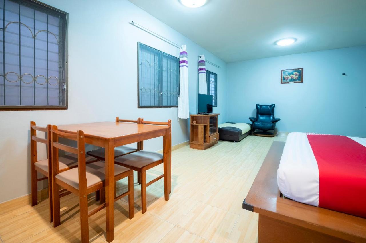 Oyo 663 Green Beach Room Pattaya Dış mekan fotoğraf