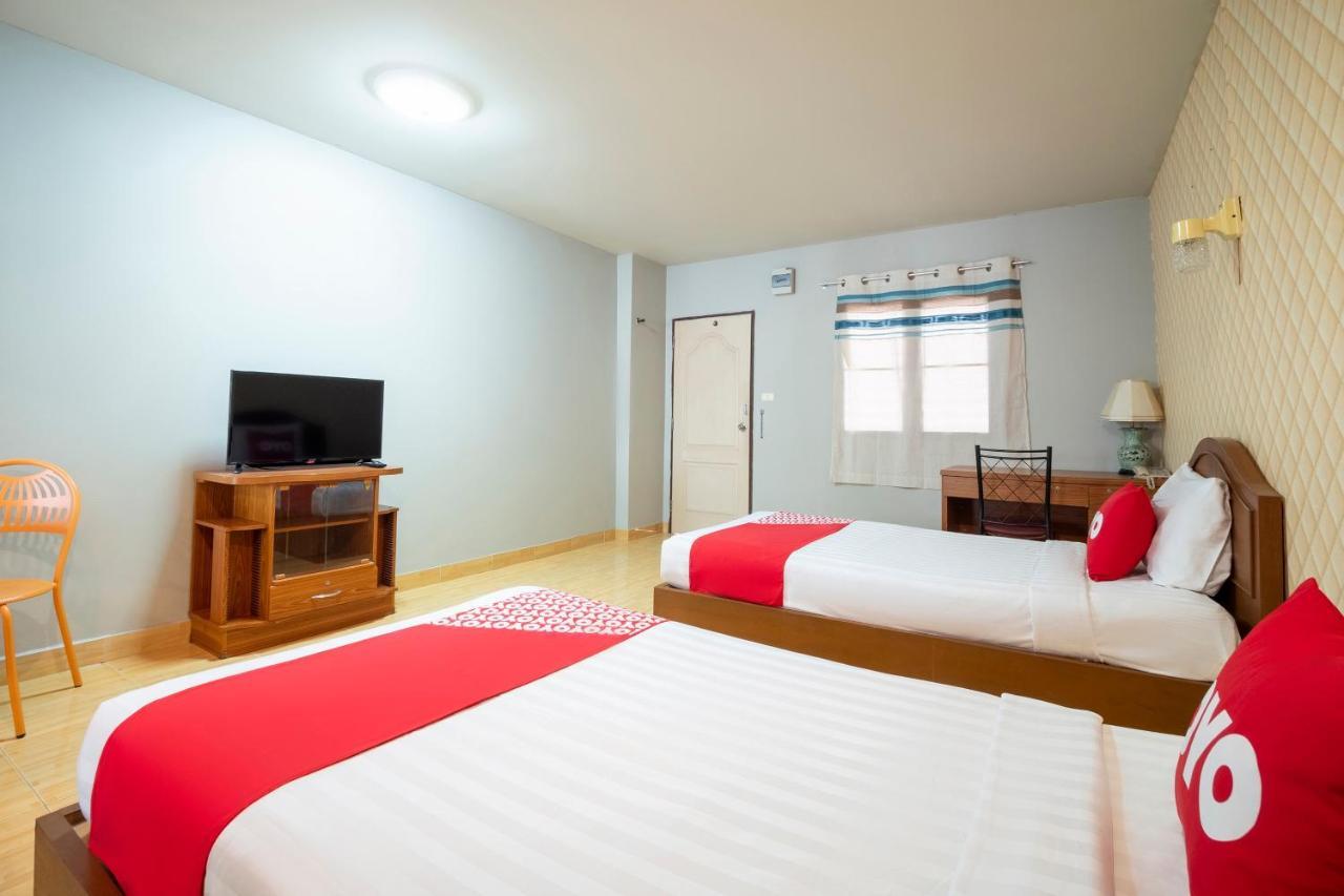 Oyo 663 Green Beach Room Pattaya Dış mekan fotoğraf