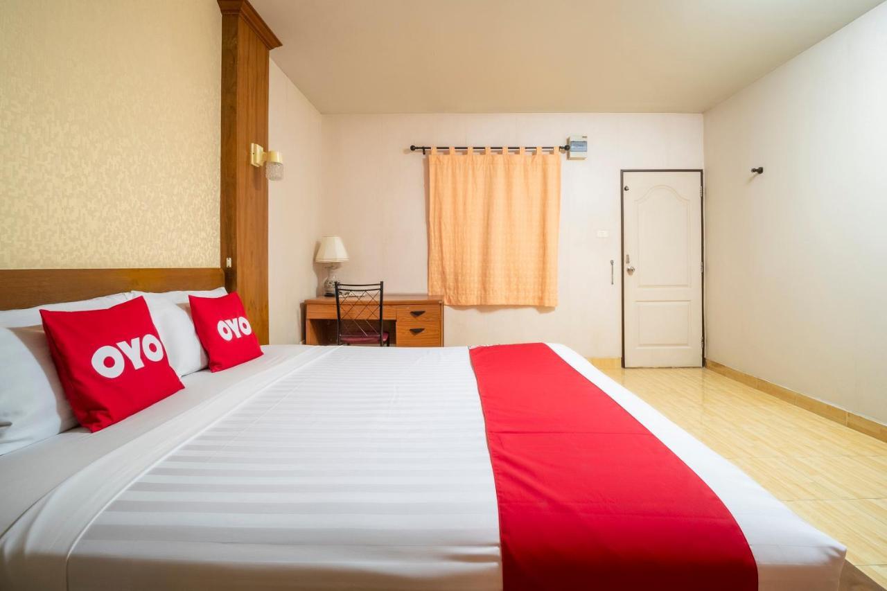 Oyo 663 Green Beach Room Pattaya Dış mekan fotoğraf