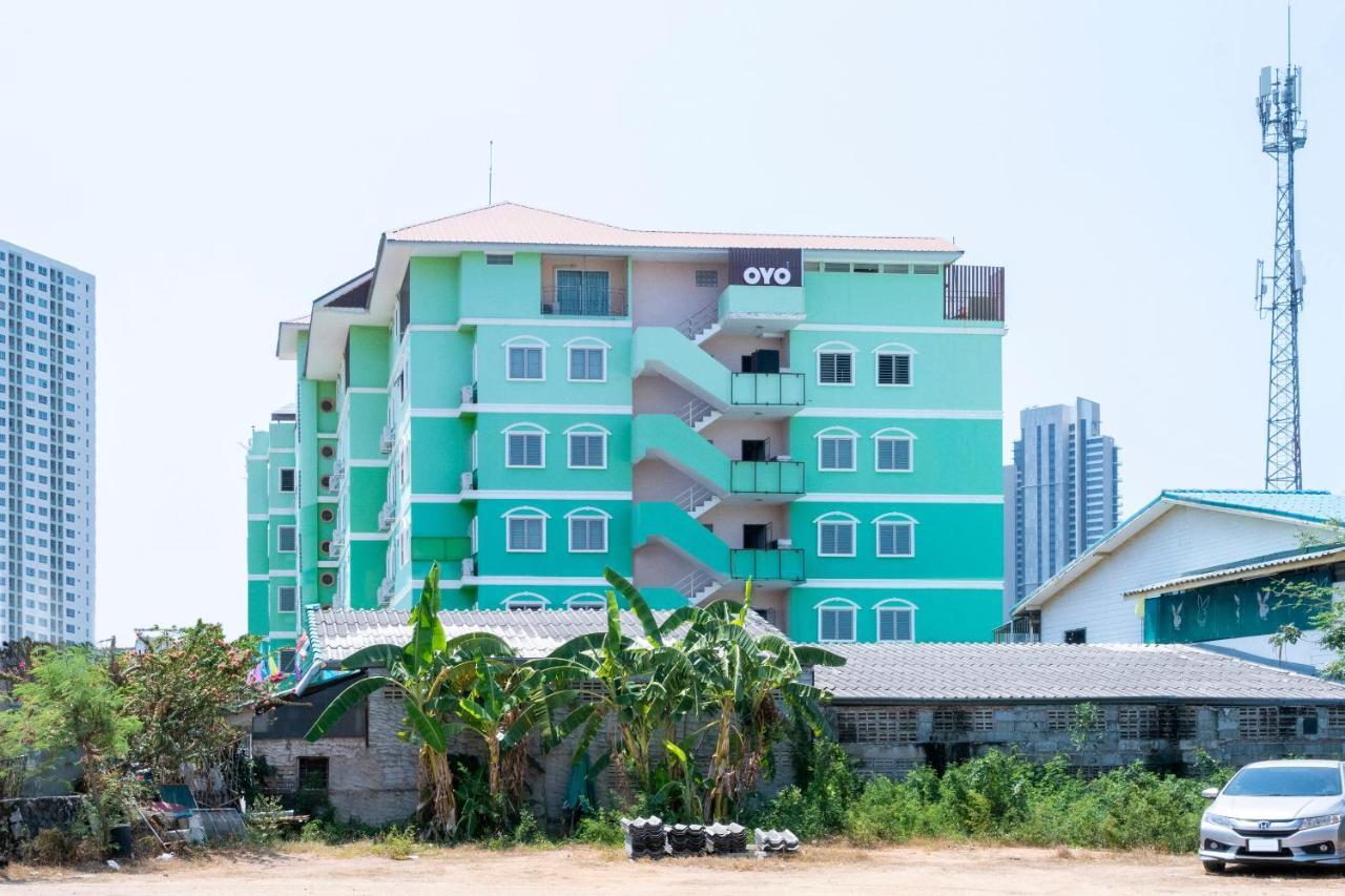 Oyo 663 Green Beach Room Pattaya Dış mekan fotoğraf