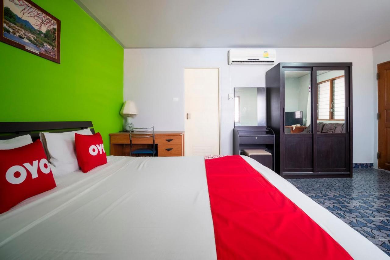 Oyo 663 Green Beach Room Pattaya Dış mekan fotoğraf