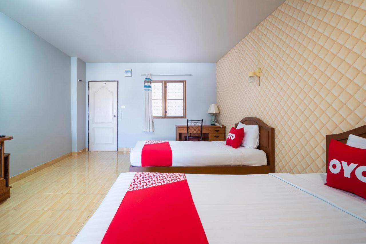 Oyo 663 Green Beach Room Pattaya Dış mekan fotoğraf
